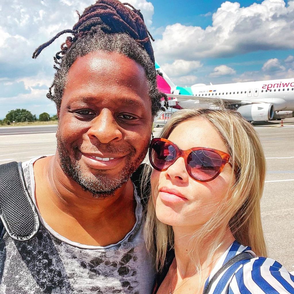 Mola Adebisi und Adelina Zilai