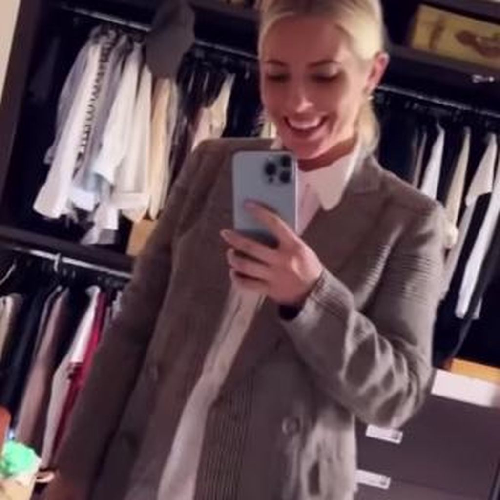 Mollie King, Sängerin