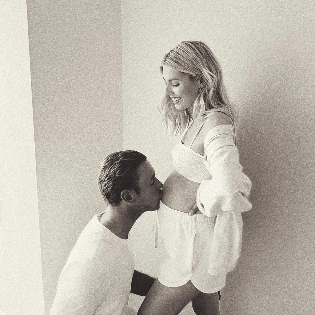 Mollie King und Stuart Broad im Juni 2022