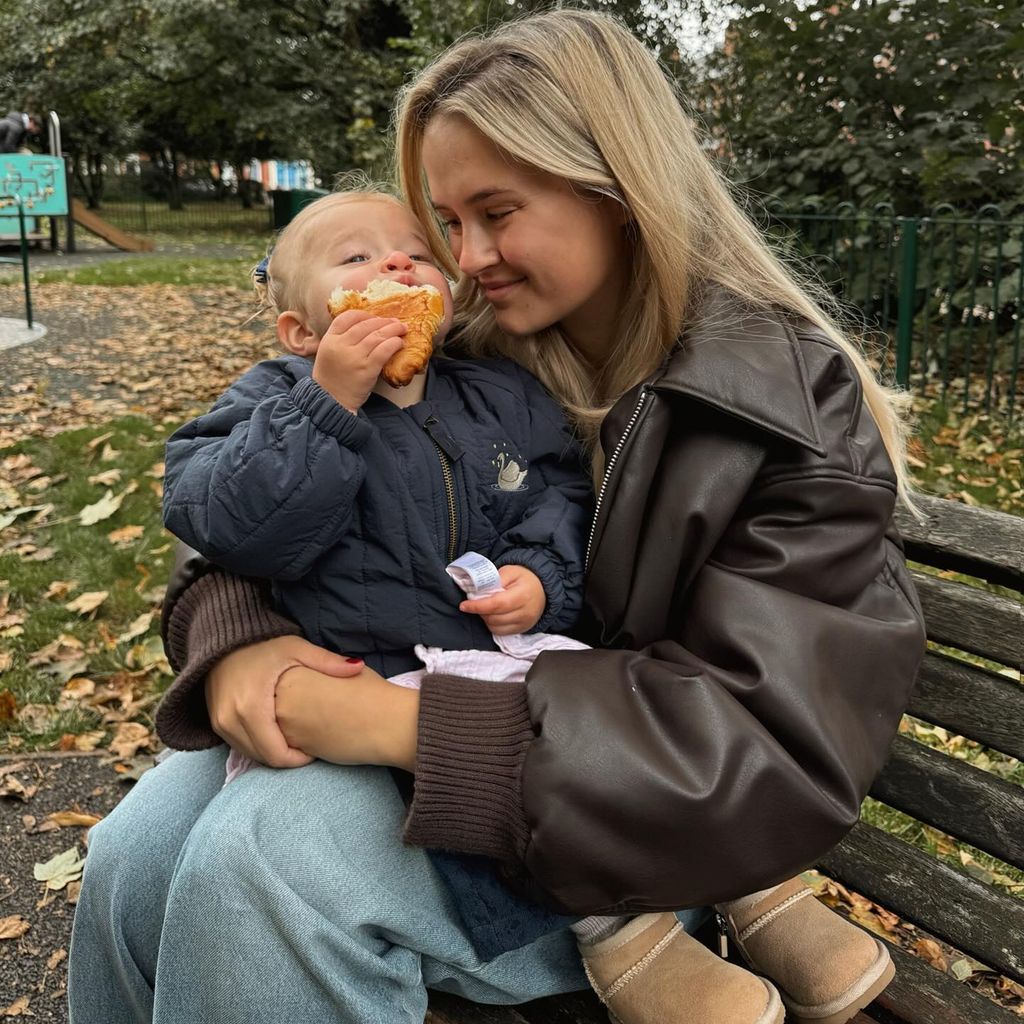 Molly-Mae Hague mit ihrer Tochter Bambi, September 2024
