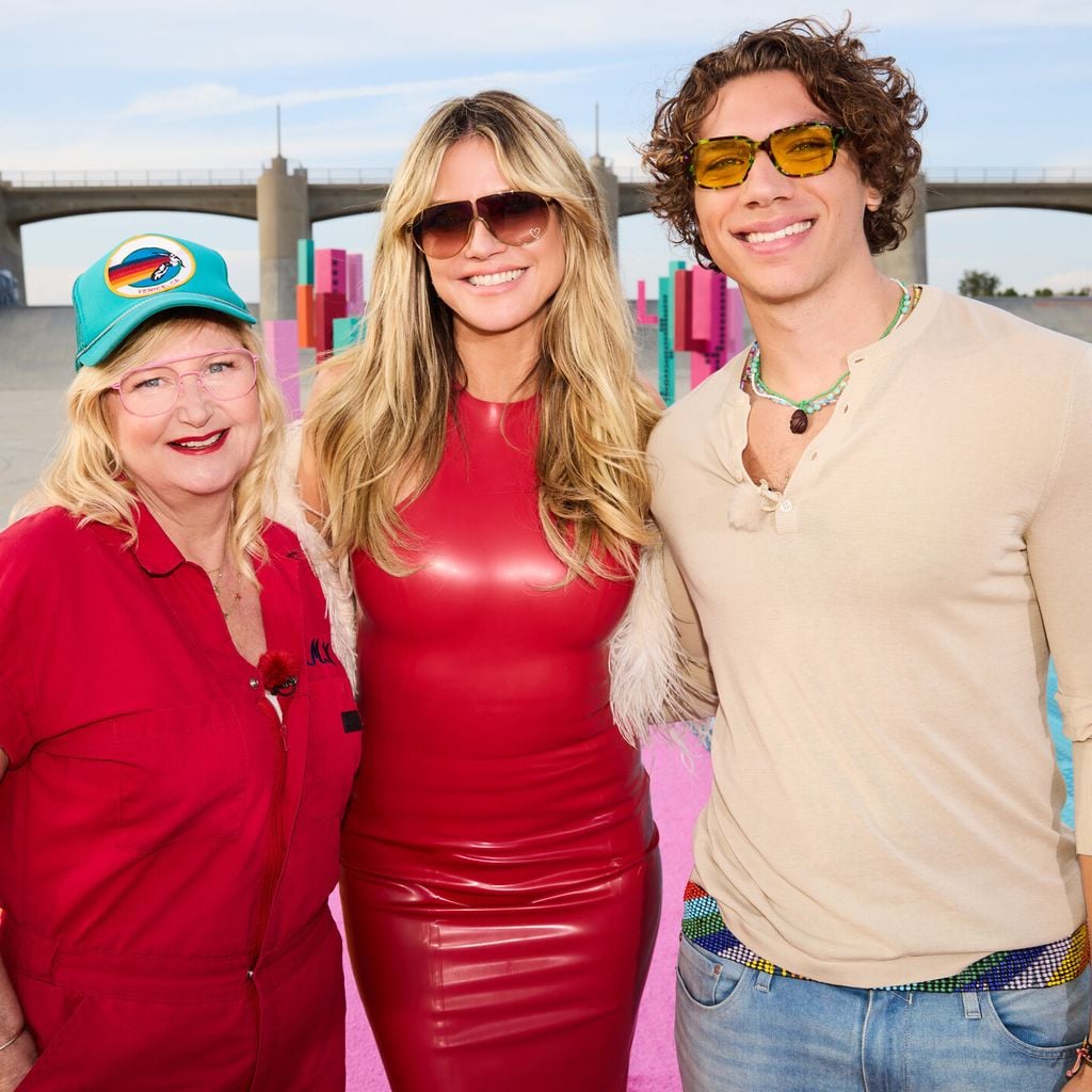 Mona May, Heidi Klum und Elias Becker bei GNTM