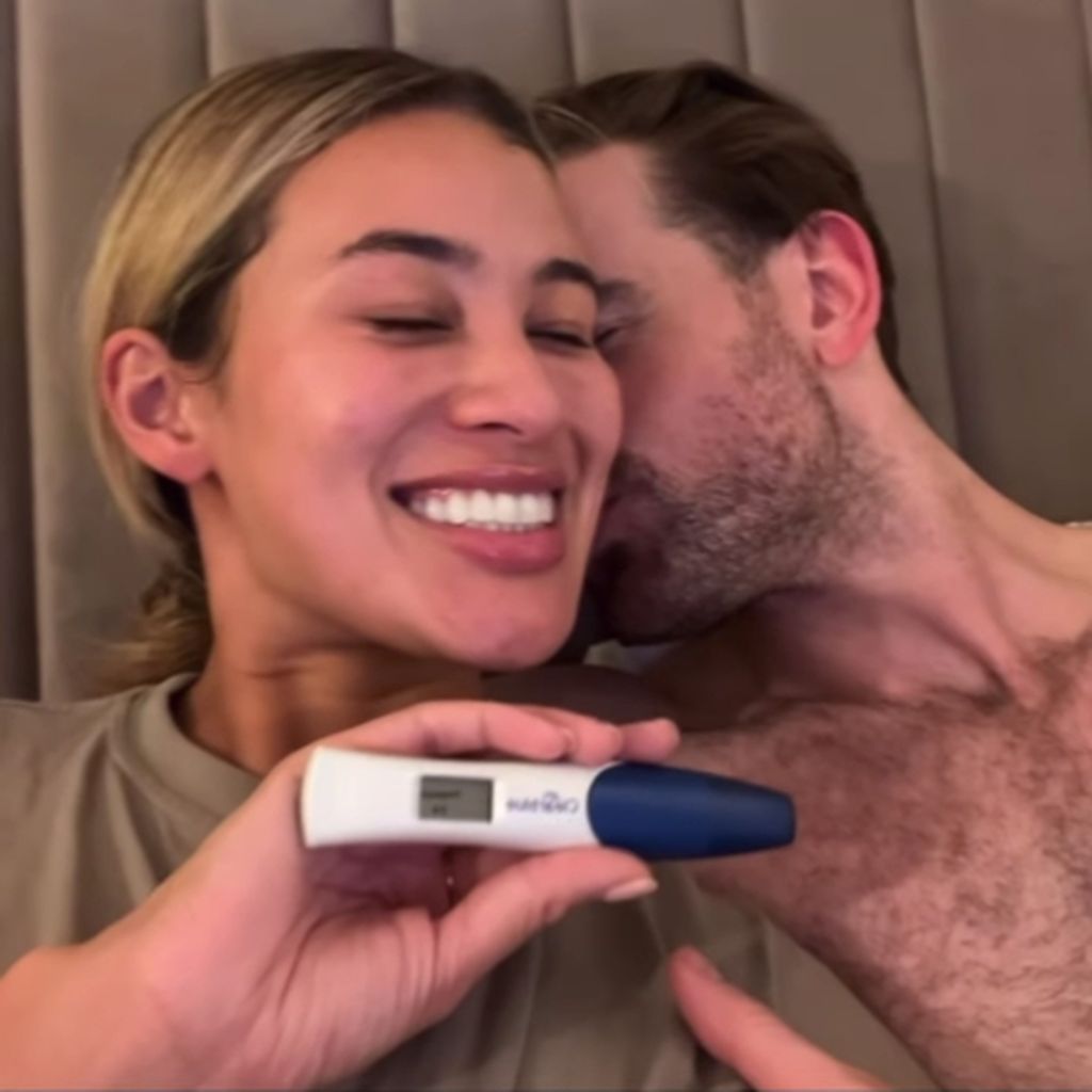 UK-"Love Island"-Bekanntheit Montana Brown mit ihrem Freund Mark O'Connor