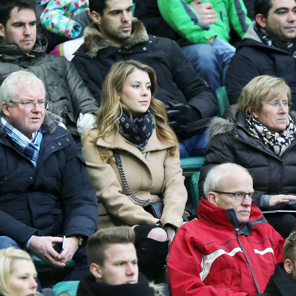 Montana Yorke mit Joachim und Luise Schürrle 2015 in Wolfsburg