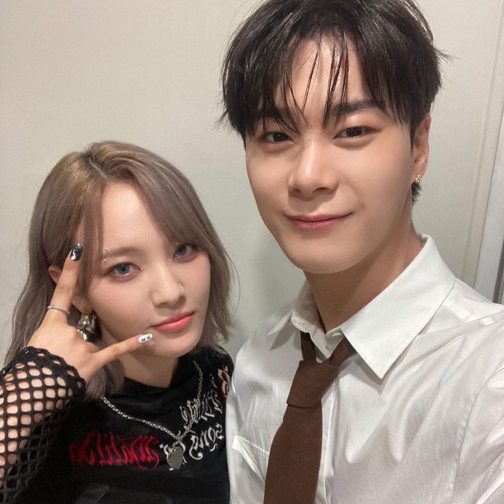 Moonsua und Moonbin
