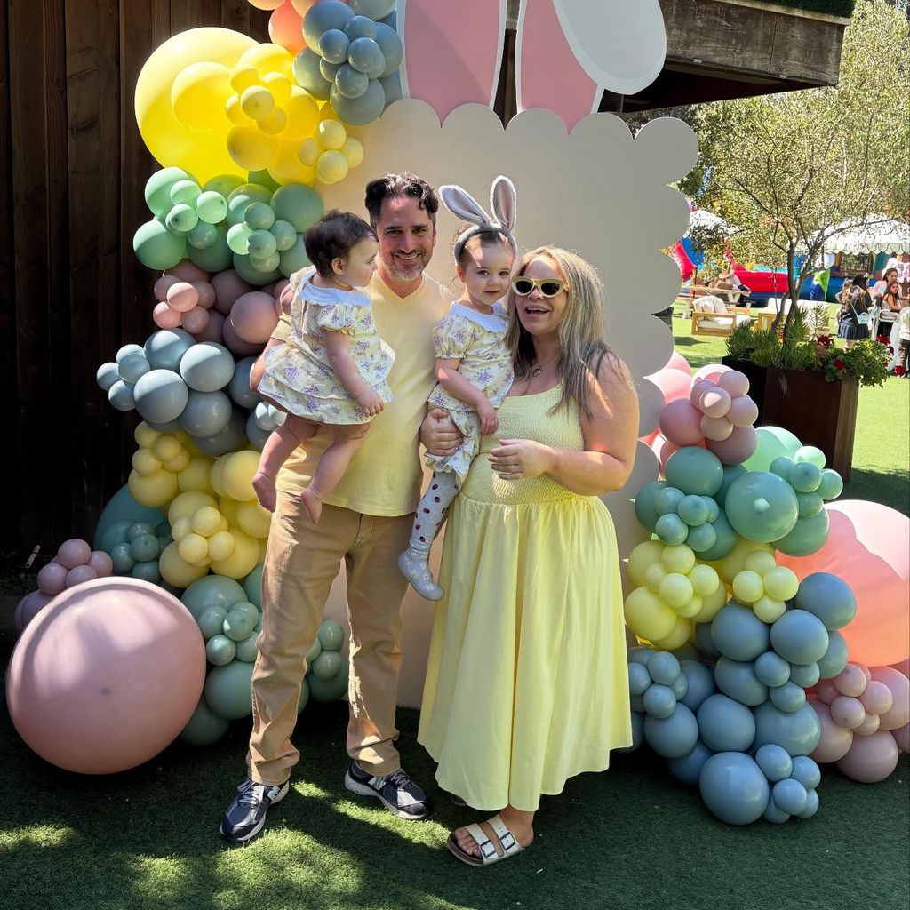 Moses Hacmon und Trisha Paytas mit ihren Töchtern Malibu und Elvis
