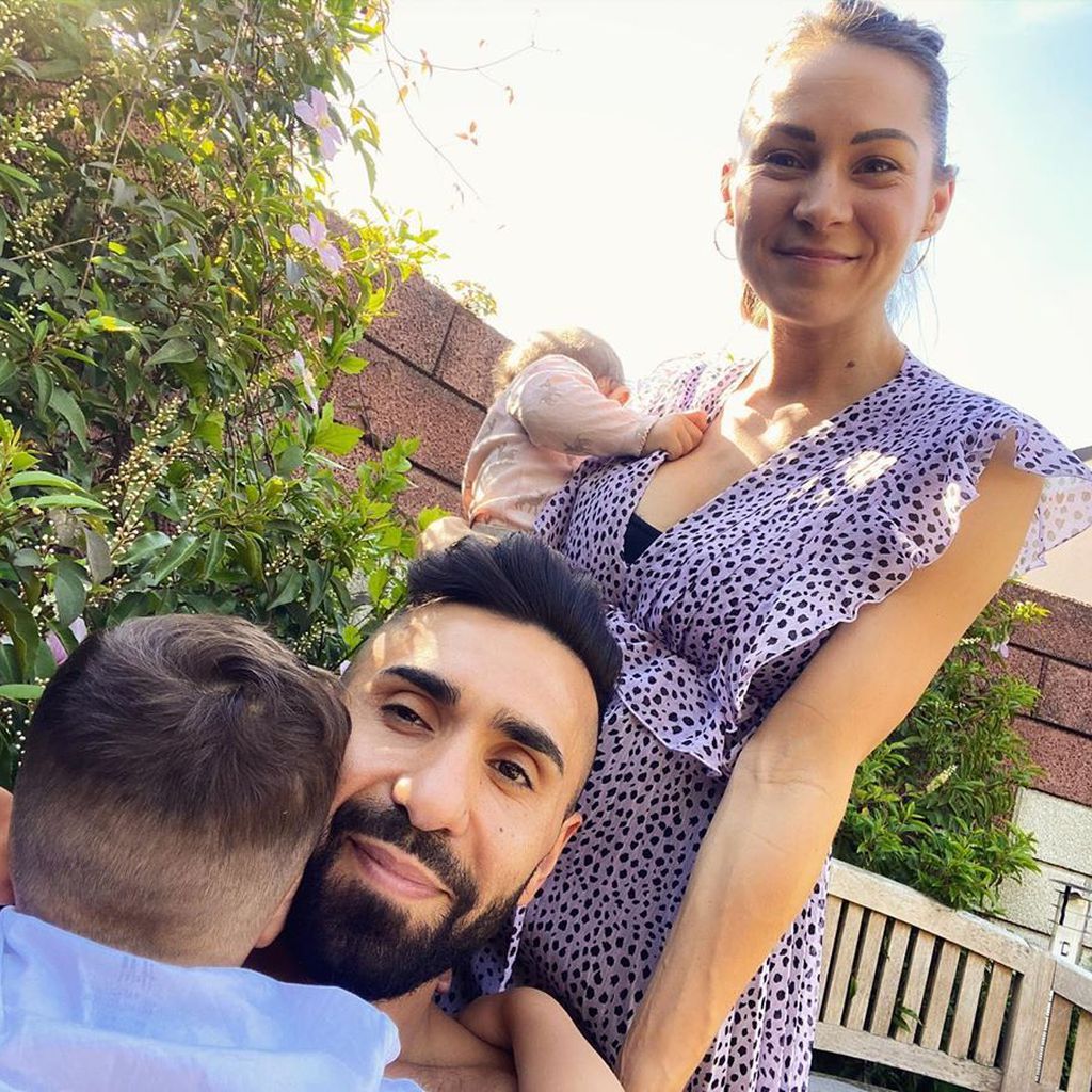 MoTrip mit seiner Freundin Larissa und den gemeinsamen Kindern