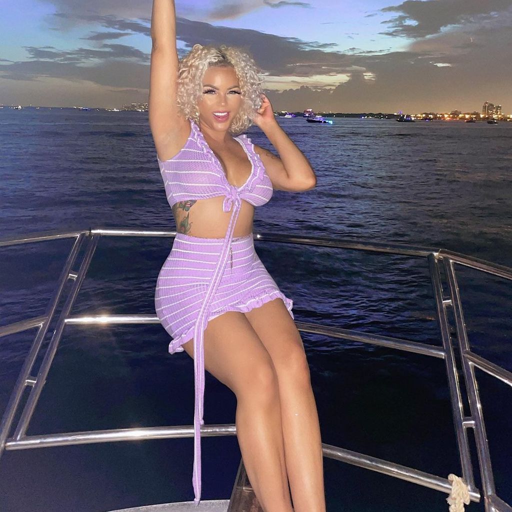 Ms. Jacky Oh, Influencerin