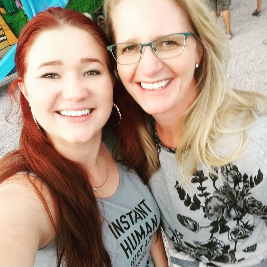 Mykelti Ann Padron mit ihrer Mutter Christine Brown