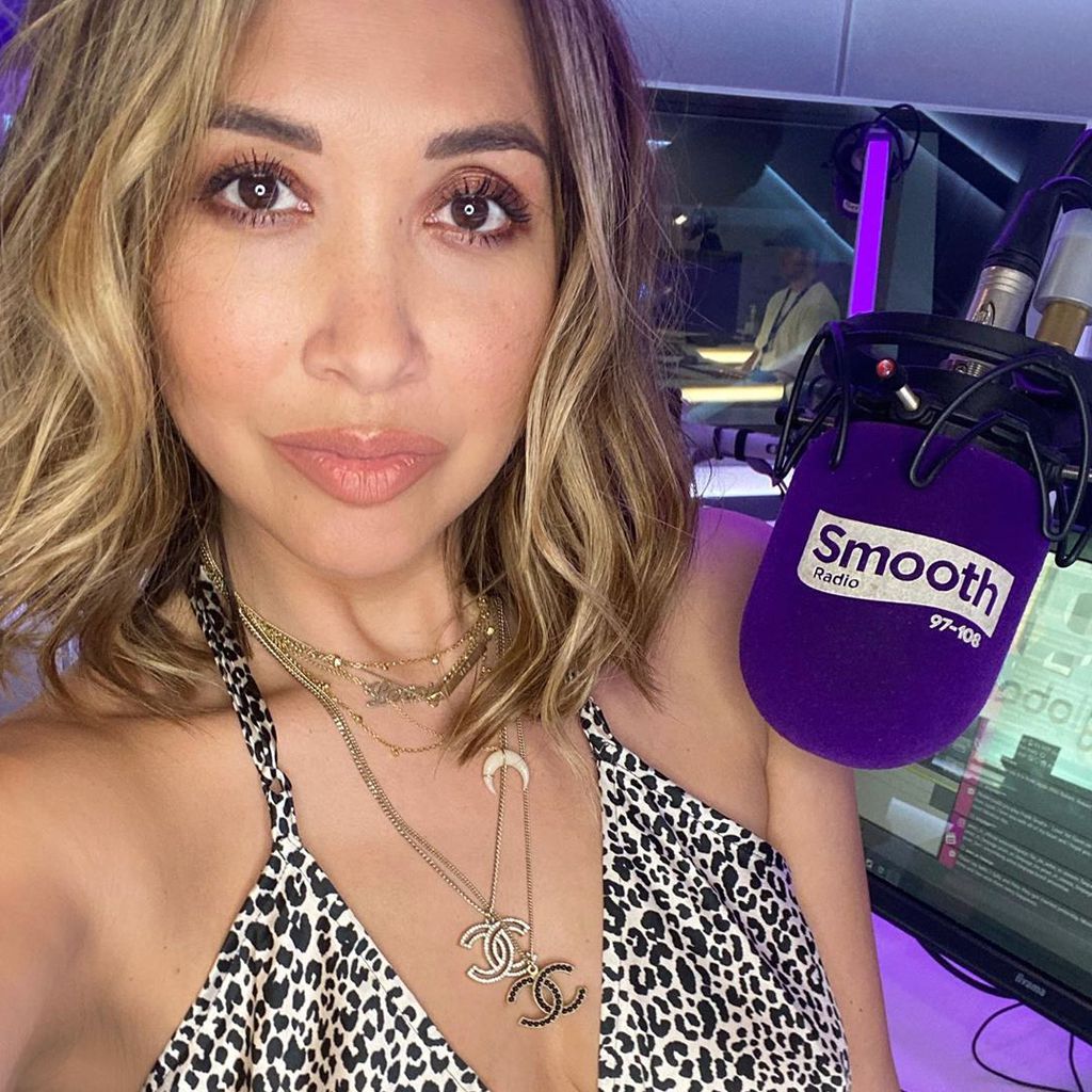 Myleene Klass im Studio von "Smooth Radio"
