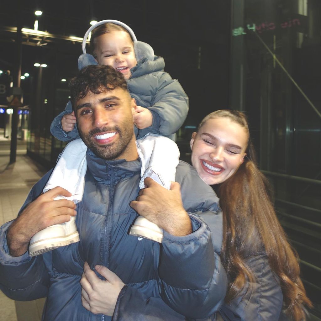 Nader und Louisa Jindaoui mit ihrer Tochter Imani
