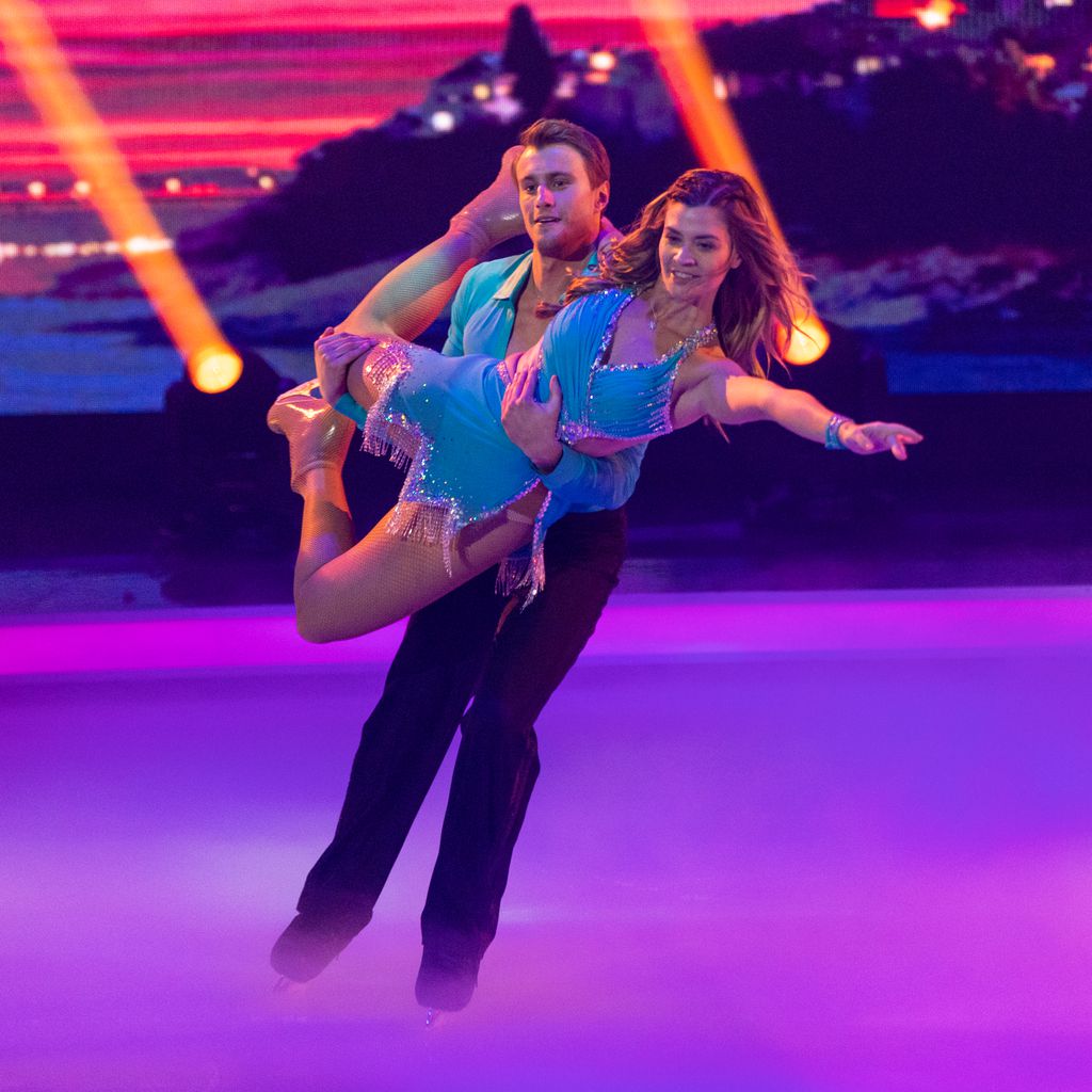 Nadine Klein und Niko Ulanovsky bei "Dancing on Ice"