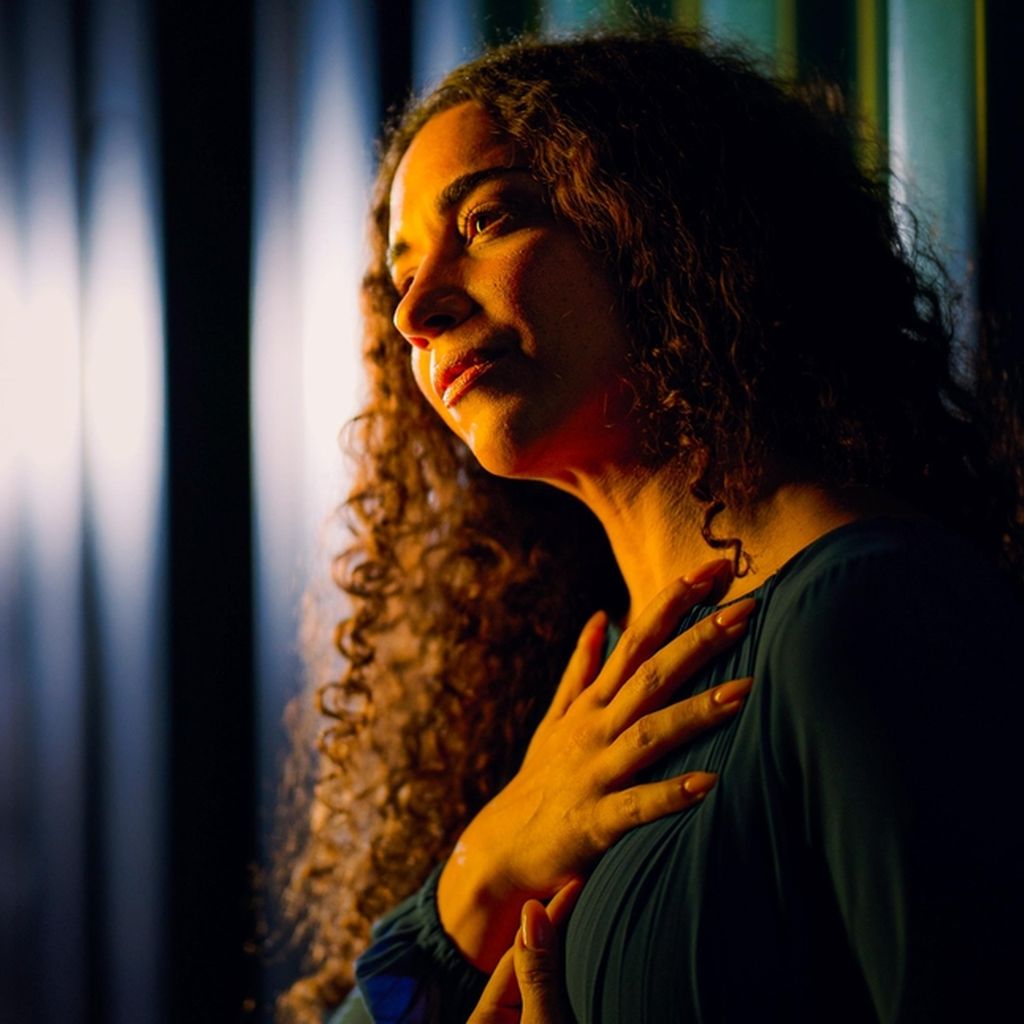 Nadja Benaissa als Maria in "Die Passion" 2024