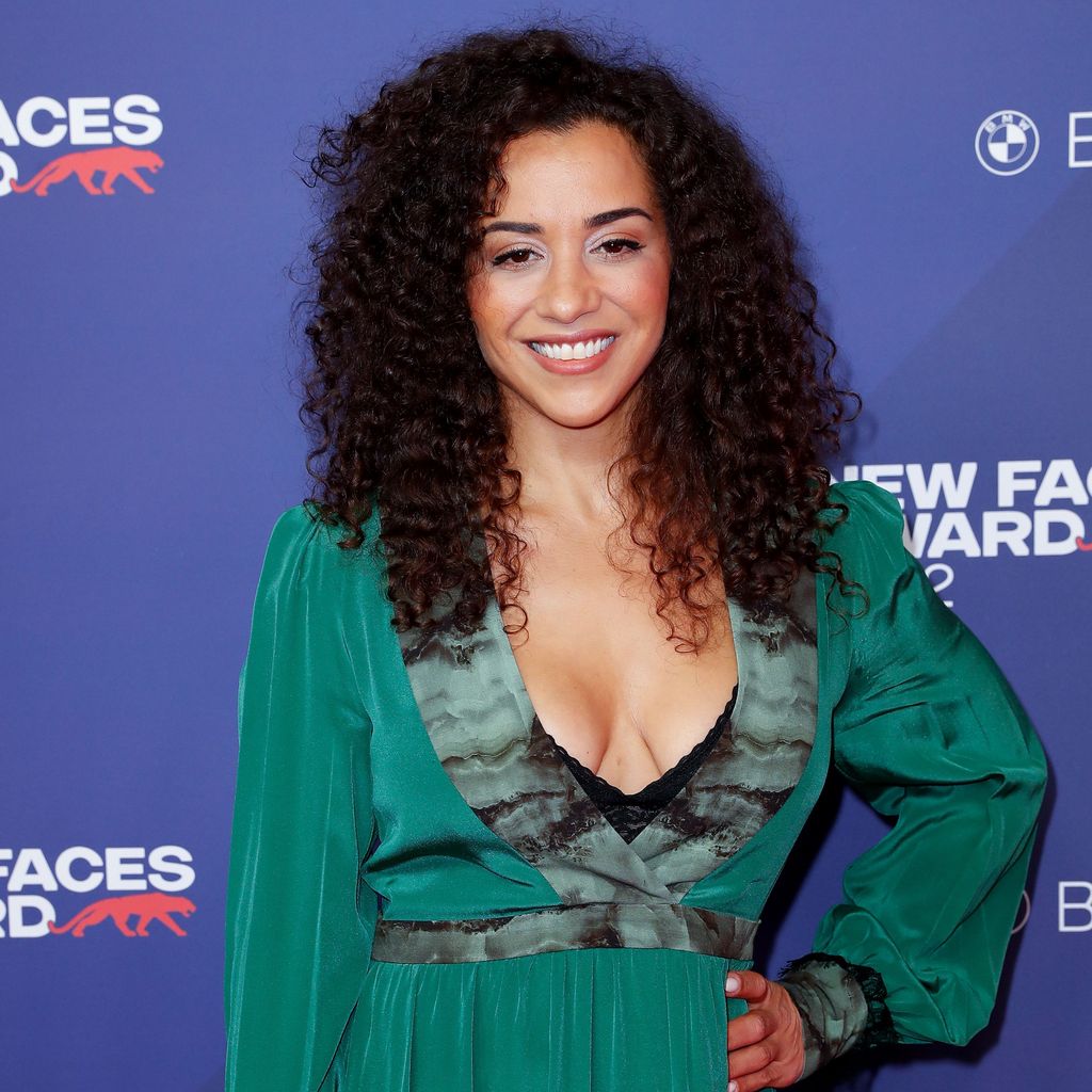 Nadja Benaissa, Sängerin