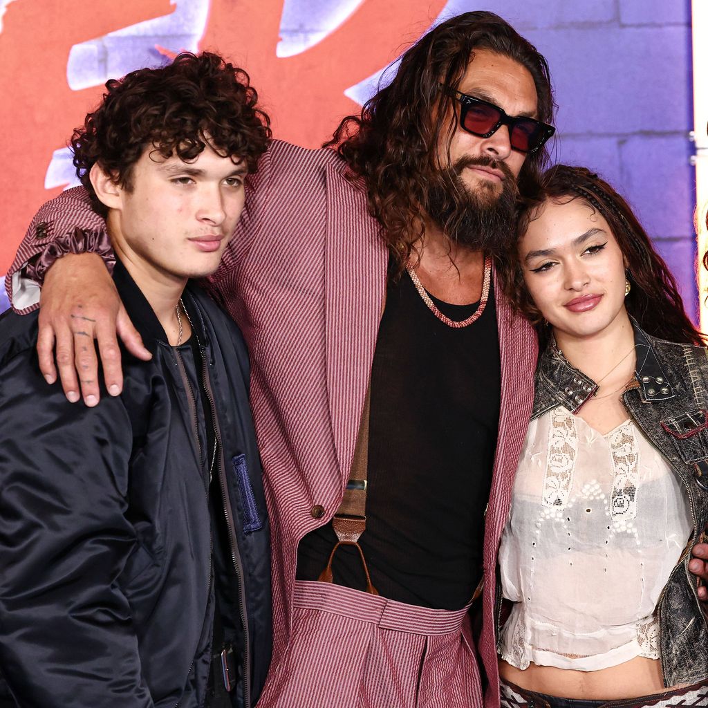 Nakoa-Wolf Momoa, Jason Momoa und Lola Iolani Momoa bei der Weltpremiere von Street Fighter in Hollywood