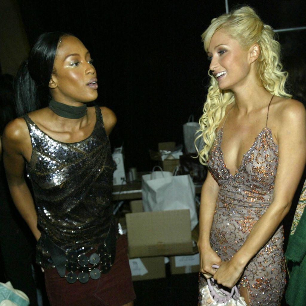 Naomi Campbell und Paris Hilton bei der Fashion Week, 2004