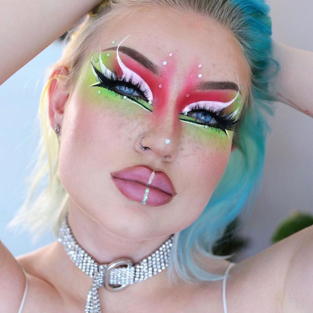 Naomi Jon, YouTuberin