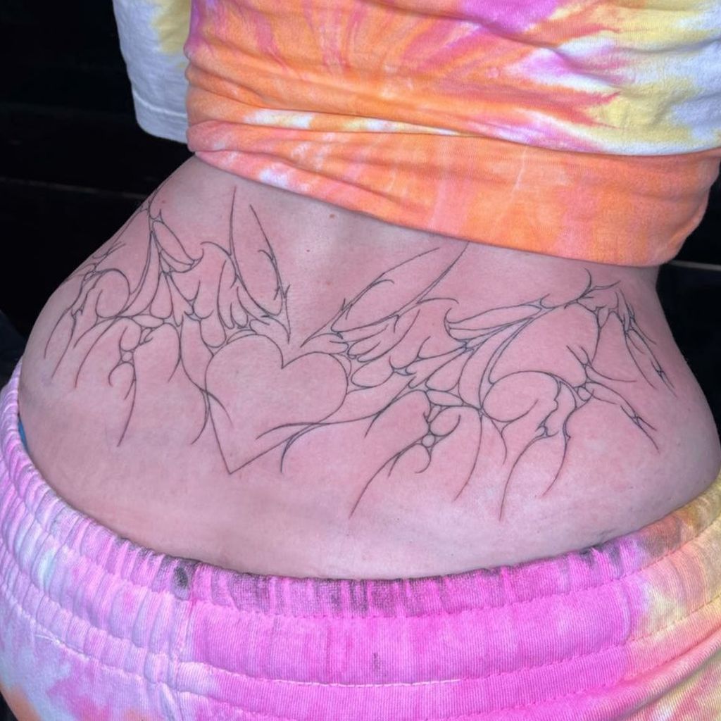 Naomi Jons Tattoo