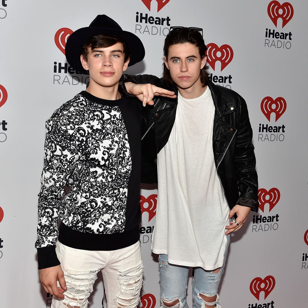 Nash Grier und Bruder Hayes beim iHeartRadio Music Festival 2015