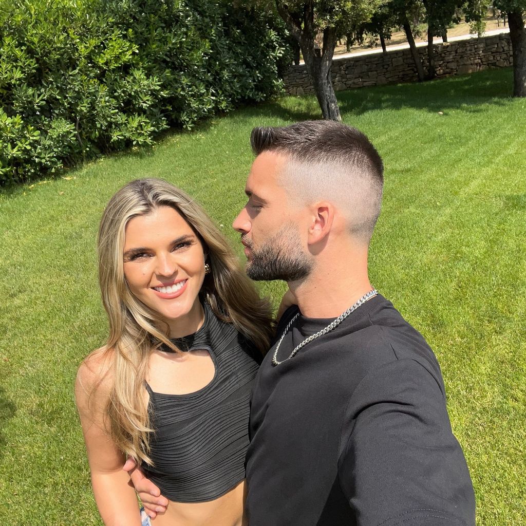 Nasrin und Josh im April 2025
