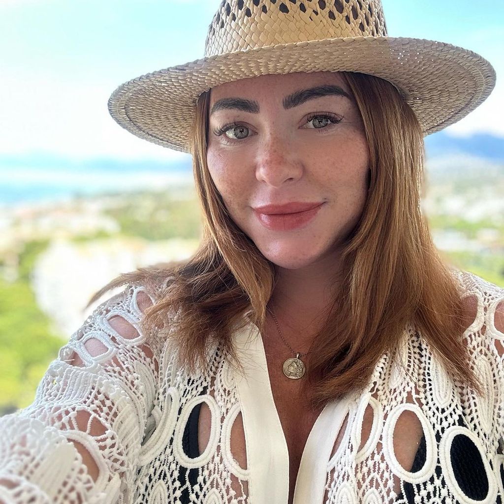 Natasha Hamilton, Sängerin