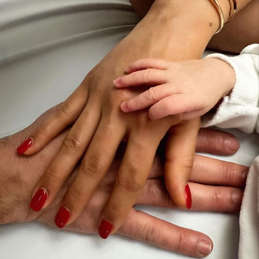 Nathalia Goncalves Miranda mit Baby Luan Goncalves Ercan