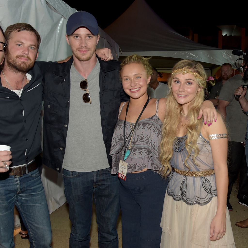 Nathan und Caleb Followill, Garrett Hedlund, Hayden Panettiere und Clare Bowen