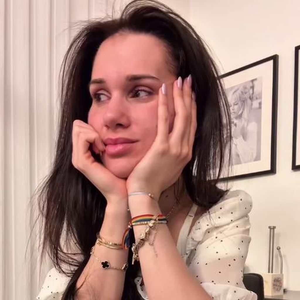 Nessi von Coupleontour, Influencerin