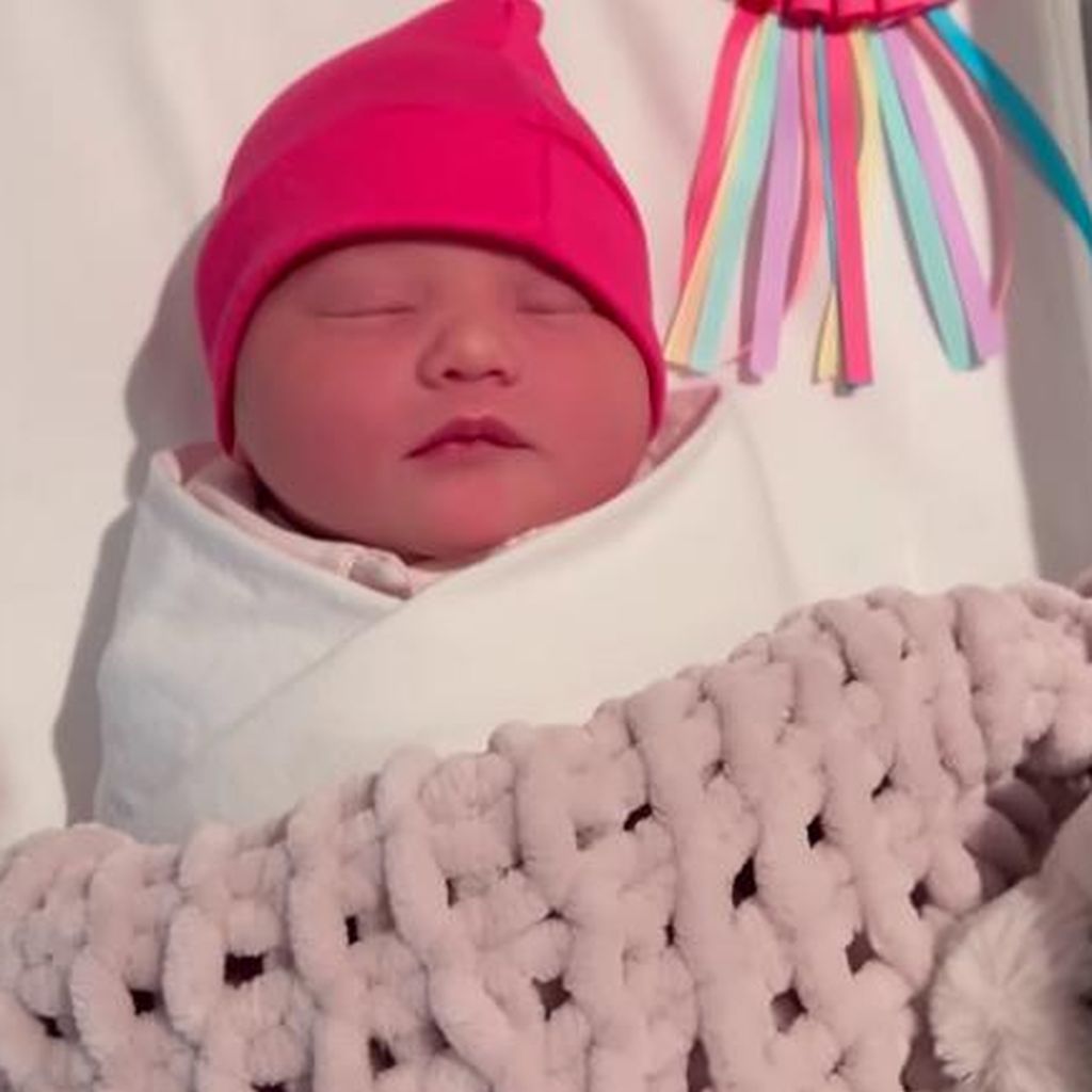 Bianca Gascoignes neugeborene Tochter, Februar 2023