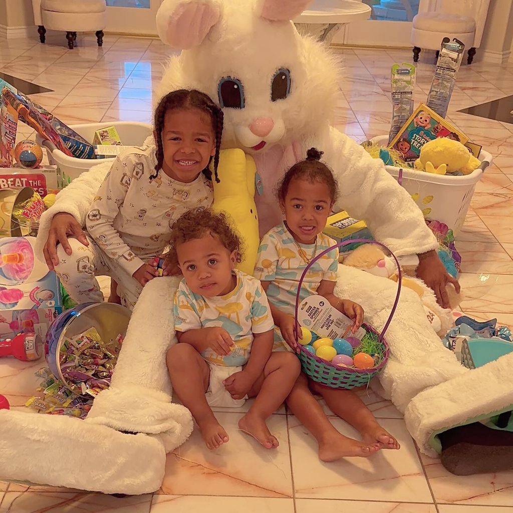 Nick Cannon mit seinen Kindern Golden Sagon, Rise Messiah, Powerful Queen