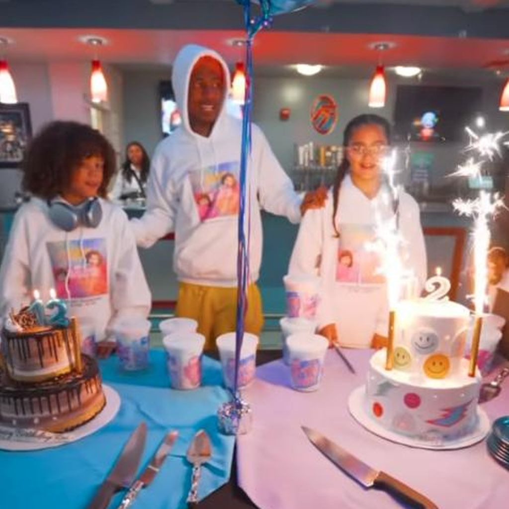 Nick Cannon mit seinen Zwillingen Moroccan und Monroe