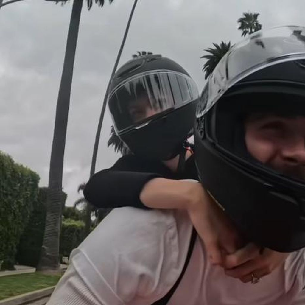Nicola Peltz-Beckham und Brooklyn Peltz-Beckham im Mai 2025