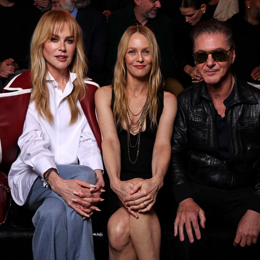 Nicole Kidman, Vanessa Paradis und Étienne Daho bei der Pariser Fashion Week, 2025