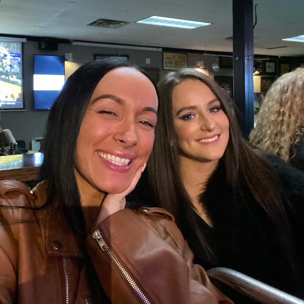 Leah Messer (r.) und ihre beste Freundin Nicole Stegall im März 2022