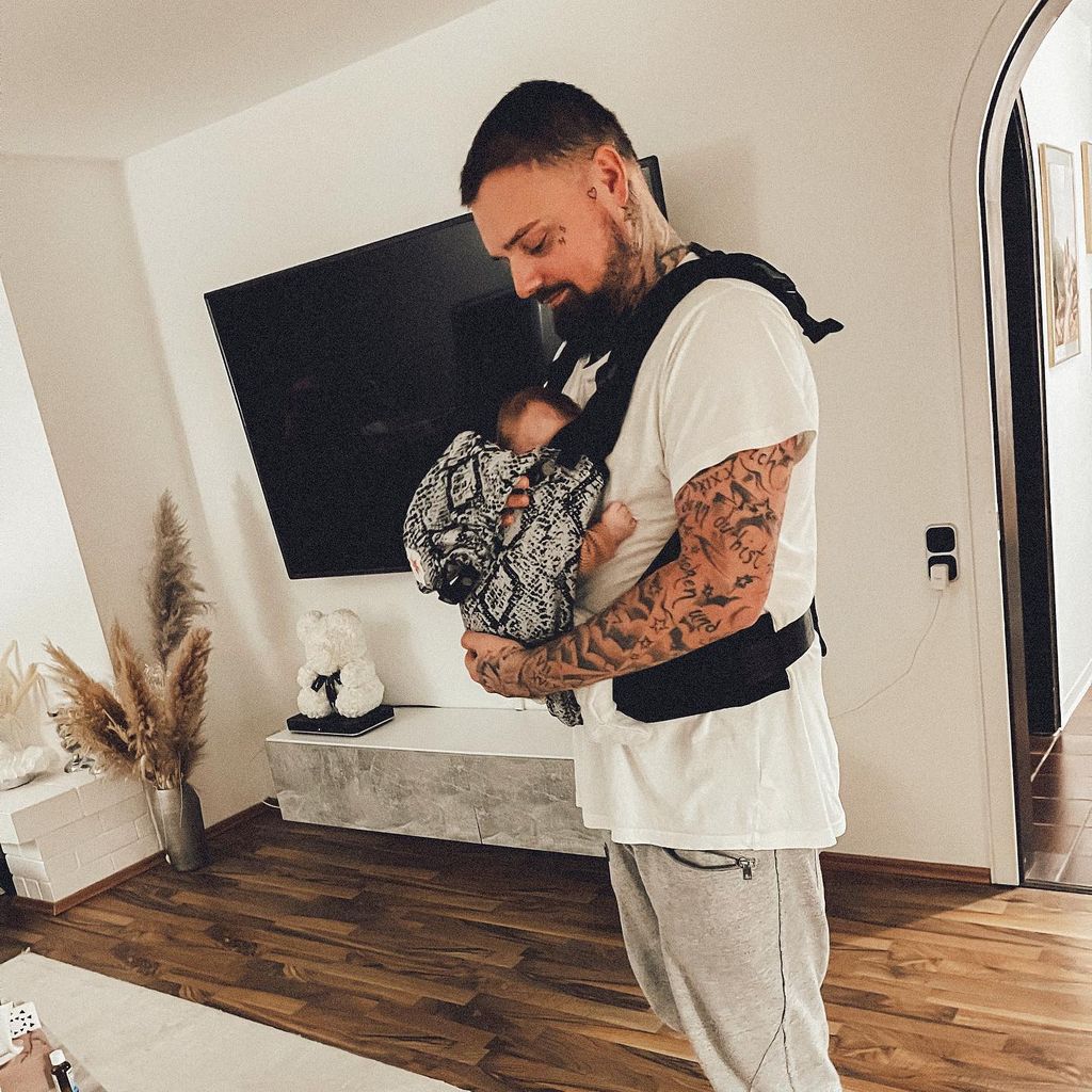 Nik und Hailey Schröder im Februar 2022