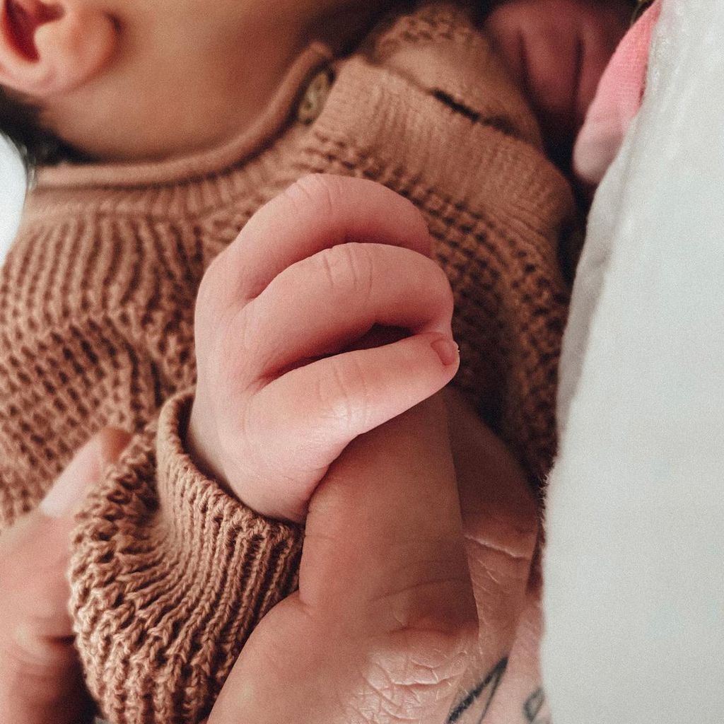 Nik Schröder mit seiner Tochter Hailey Emilia