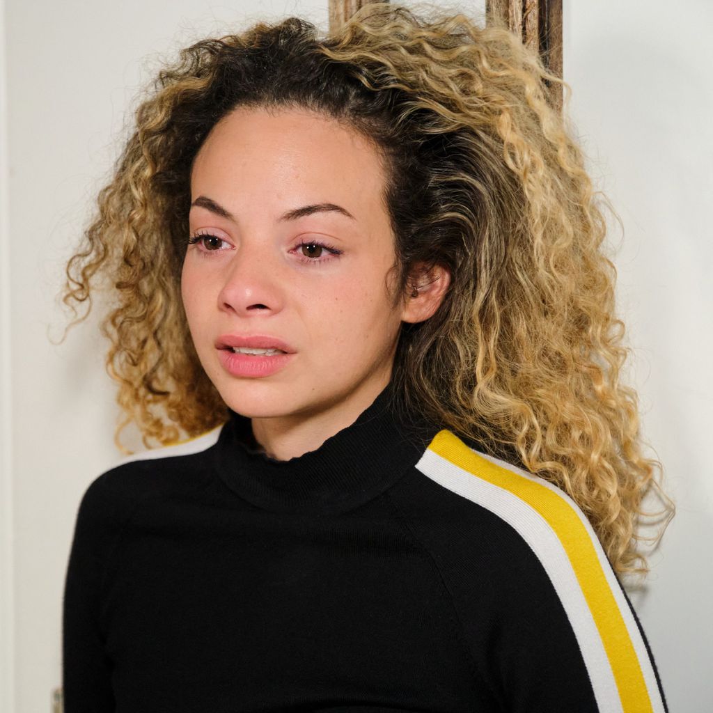 Nika (Isabelle Geiss) in einer "Unter uns"-Szene