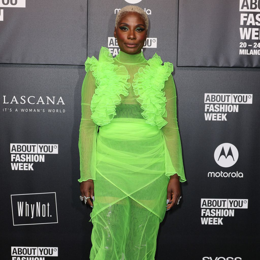 Nikeata Thompson bei der About You Fashion Week