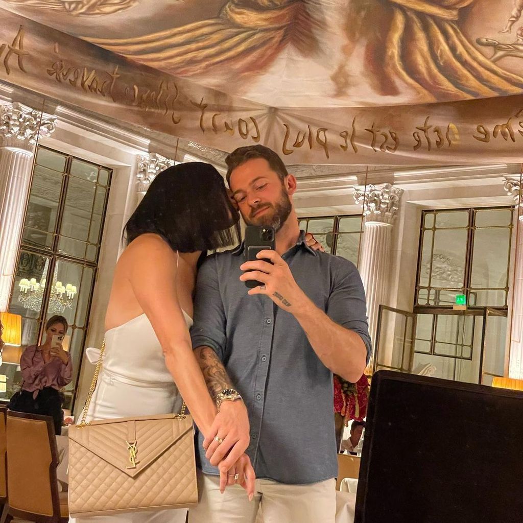 Nikki Bella und Artem Chigvintsev im August 2022 in Paris