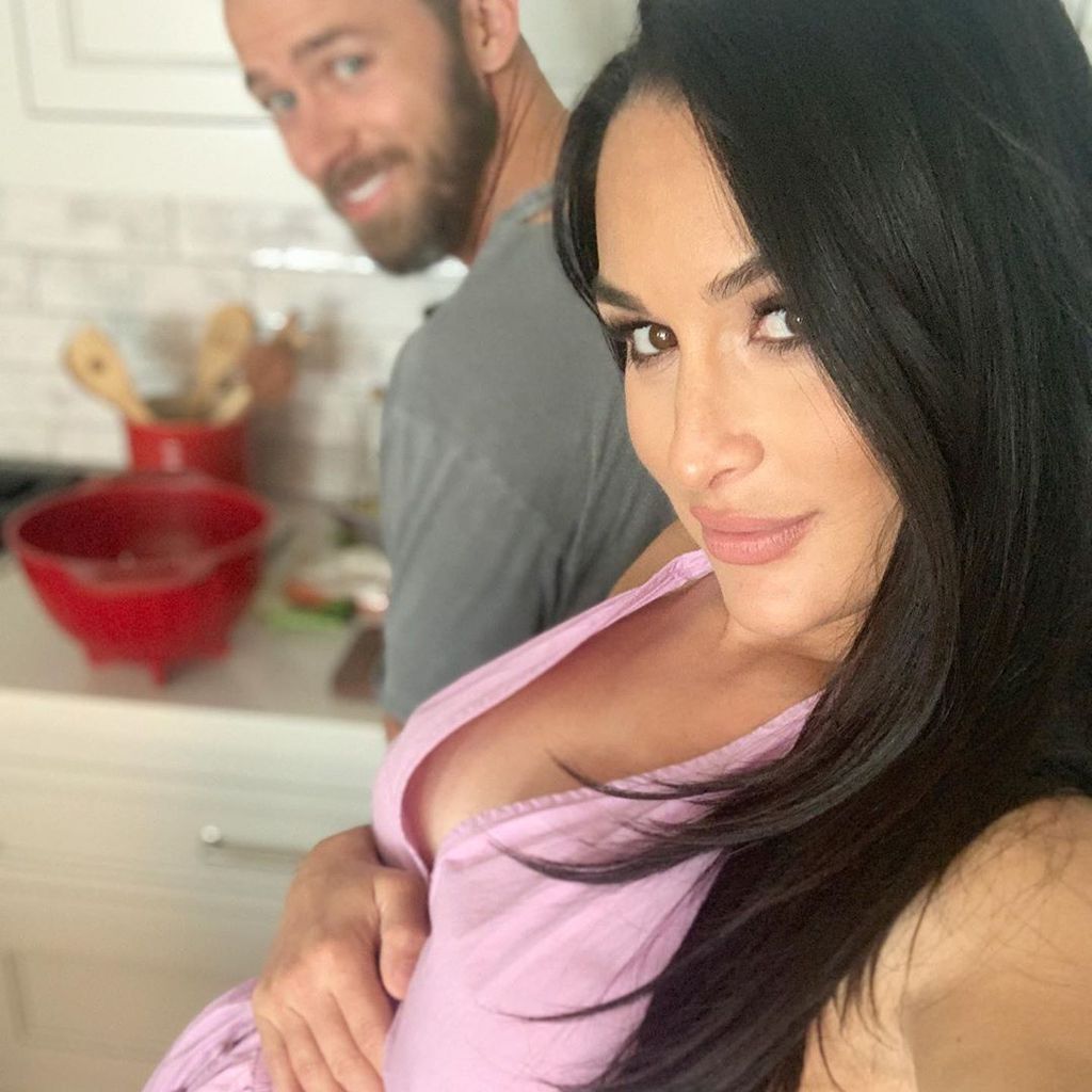 Nikki Bella und ihr Artem