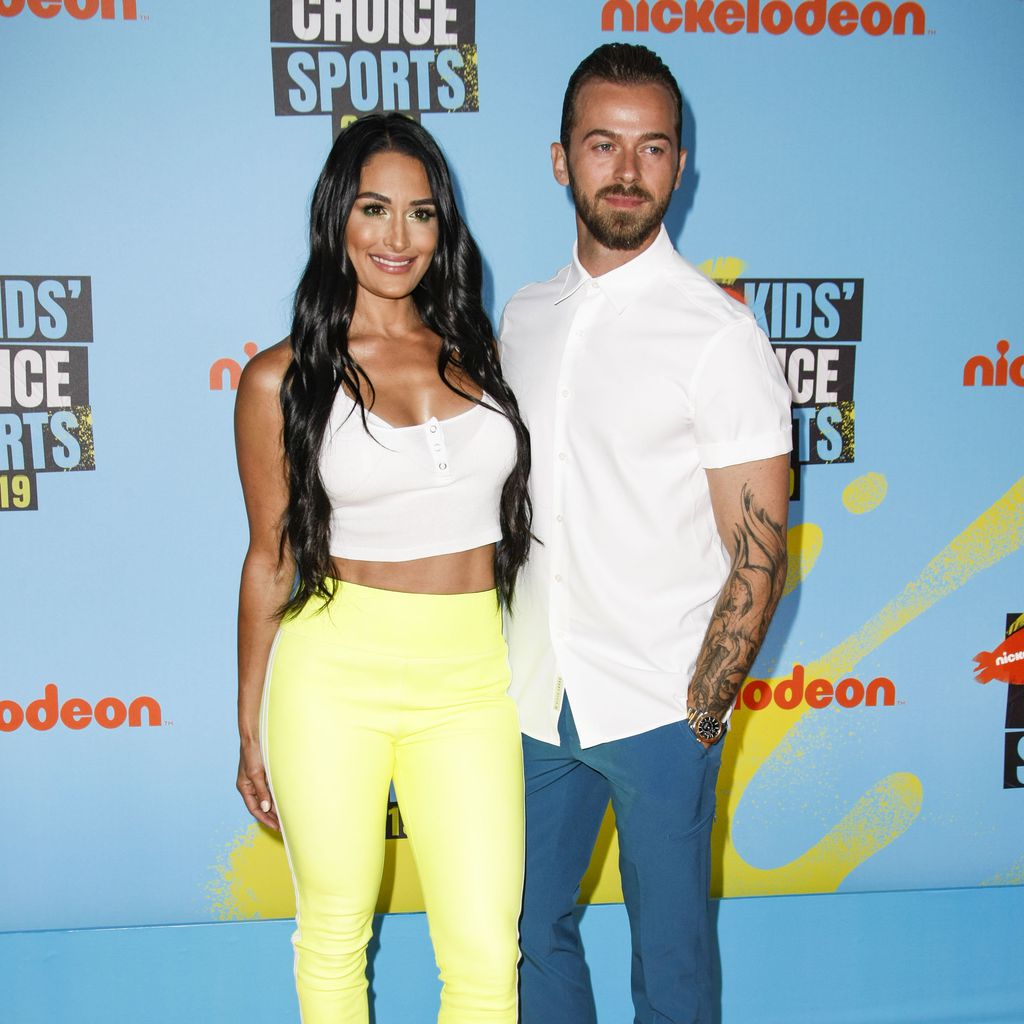 Nikki Bella und ihr Mann Artem, TV-Stars