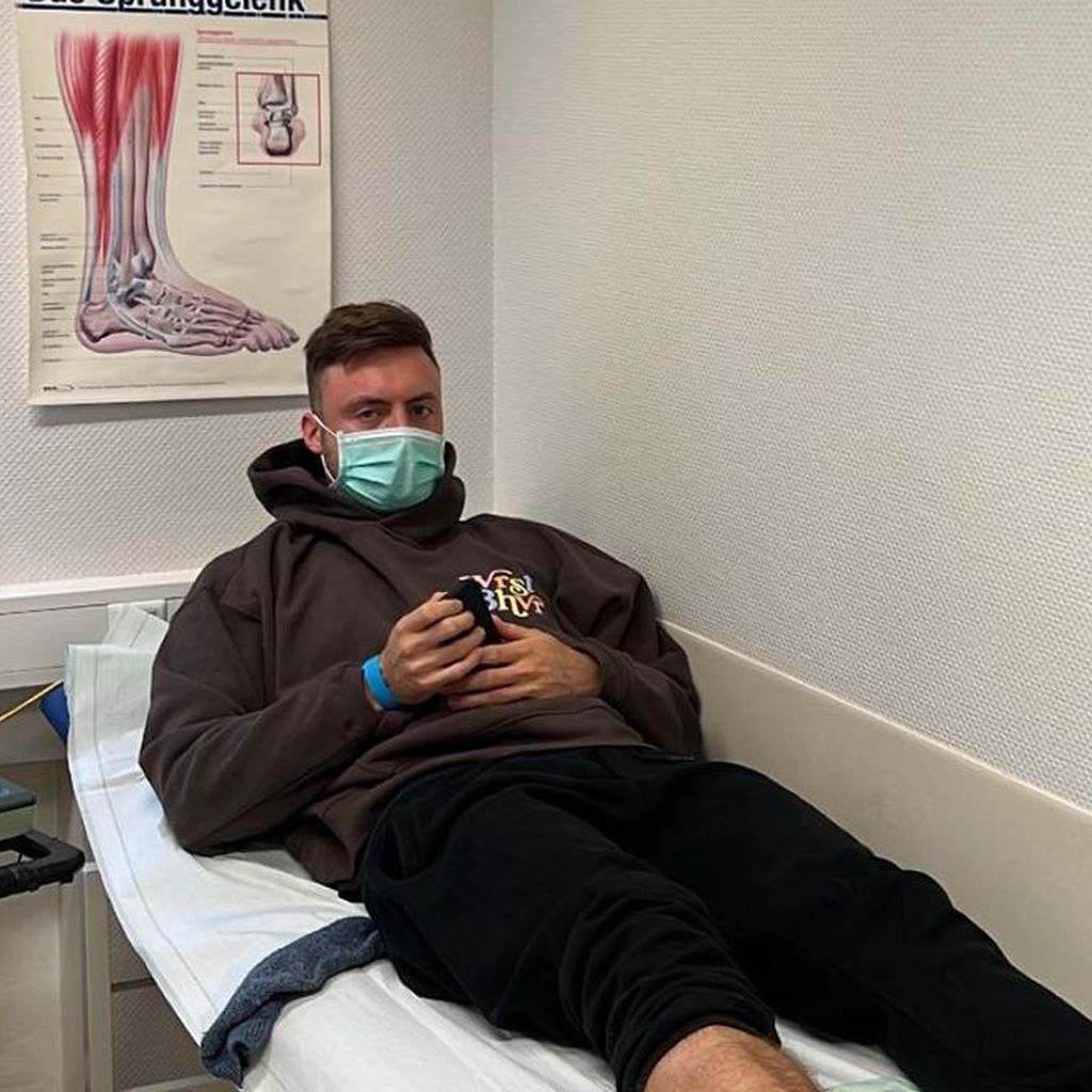 Niko Griesert beim Arzt