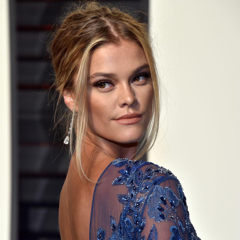 Nina Agdal auf der Vanity Fair Oscar-Party