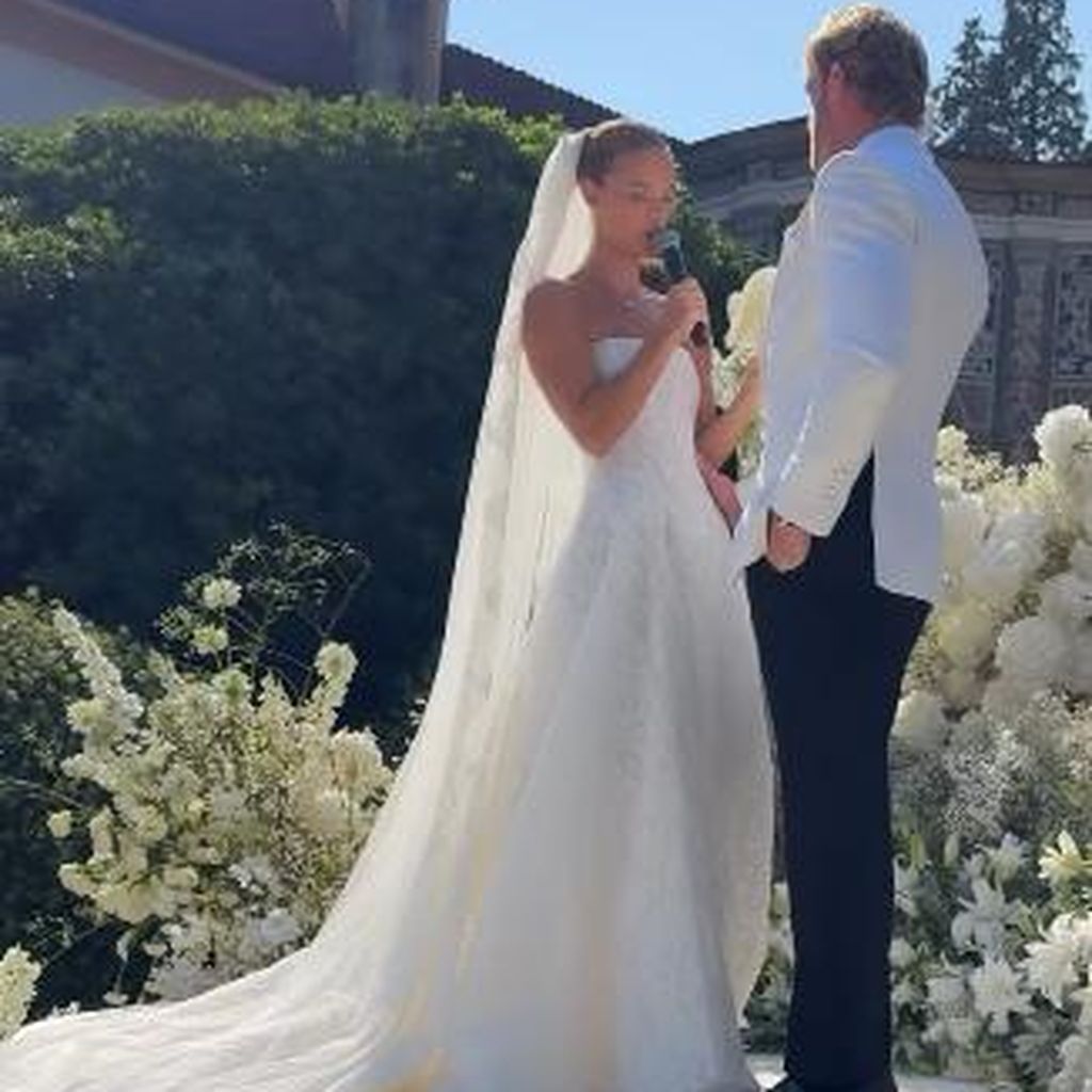 Nina Agdal und Logan Paul, August 2025