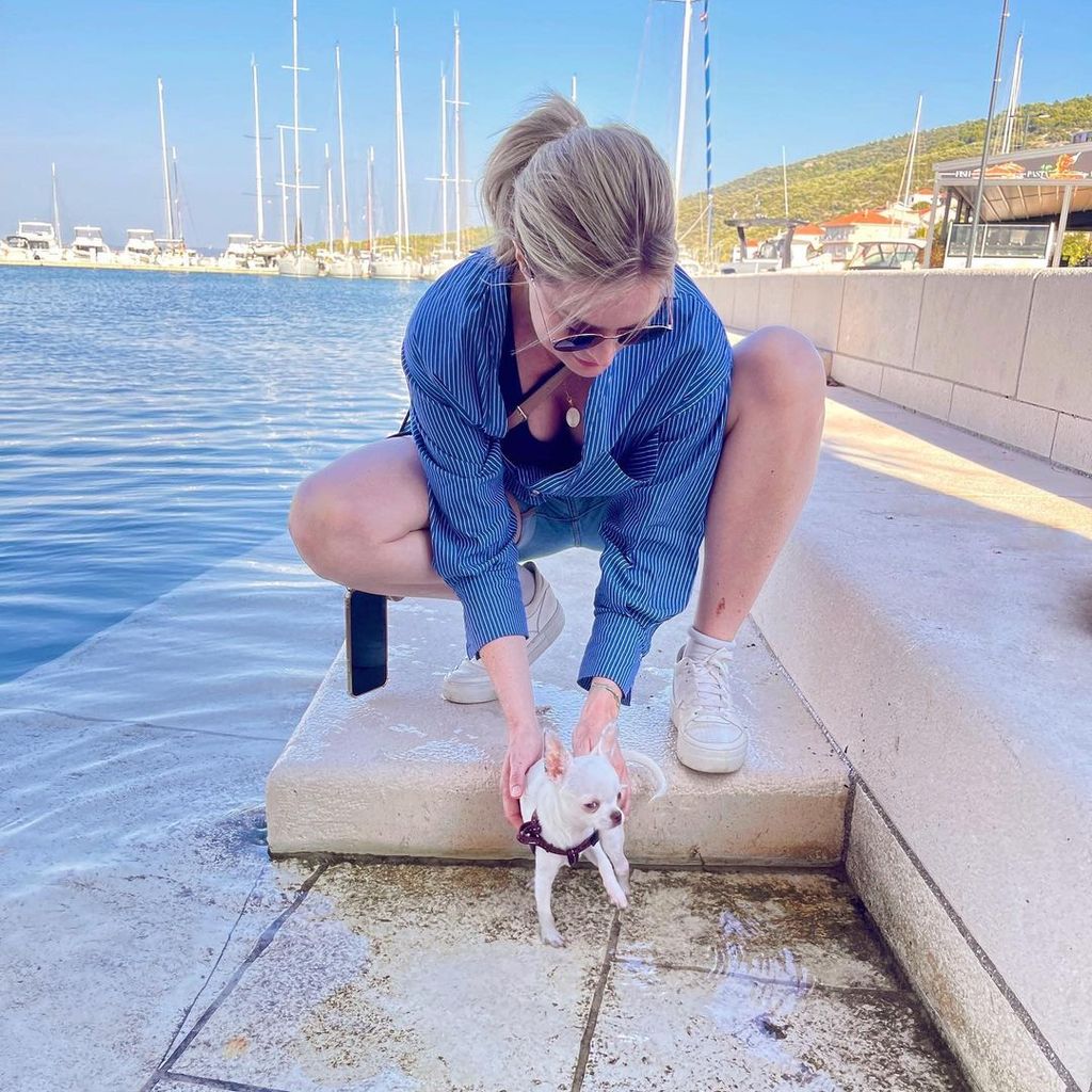 Nina Ensmann und ihre Hündin Cookie, Juni 2023