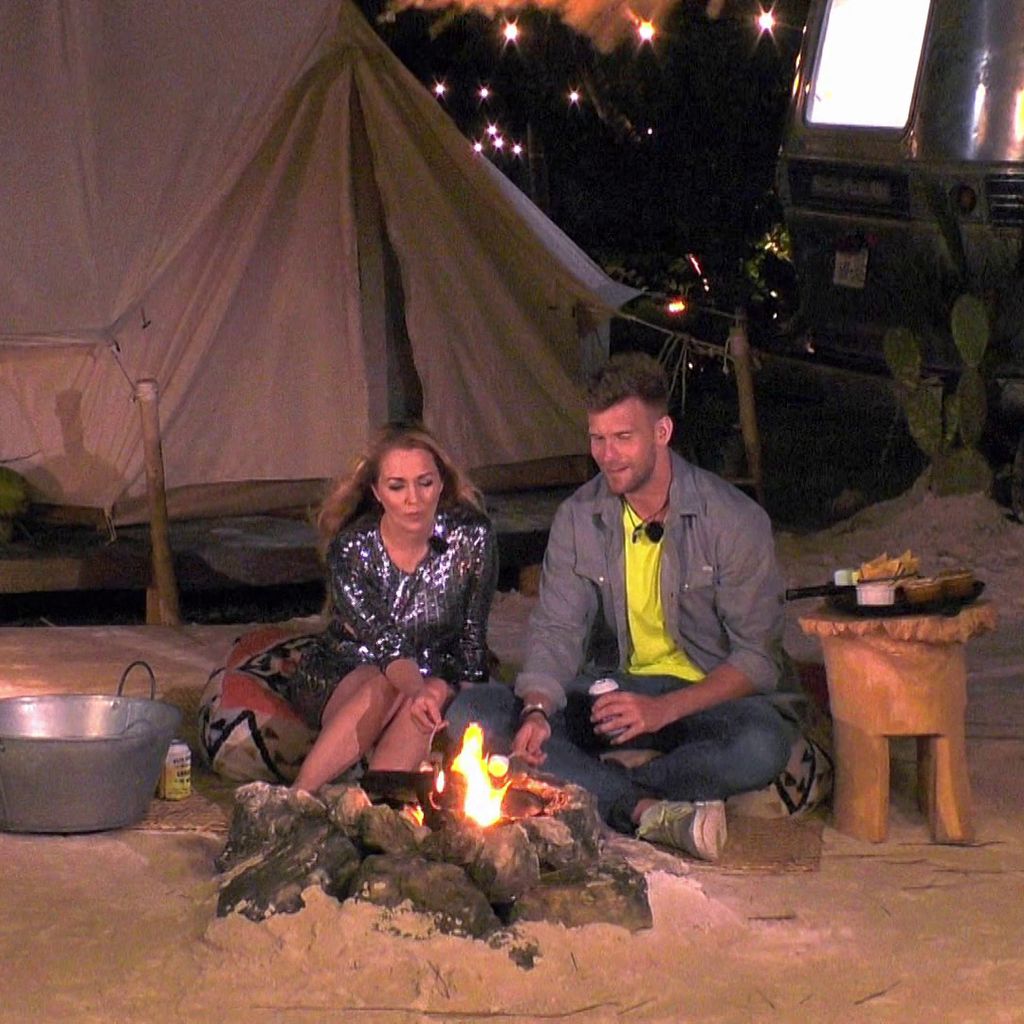"M.O.M"-Junior Dustin mit Kandidatin Nina
