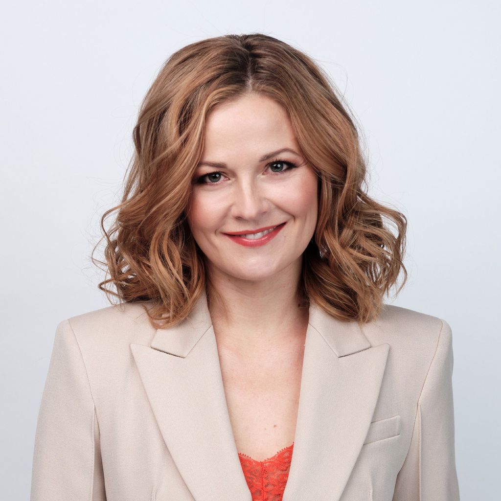 Nina Weisz als Corinna Weigel in "Unter uns"