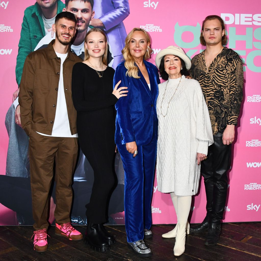 Nino Sifkovits, Cheyenne und Natascha Ochsenknecht, Barbel Wierichs und Wilson Gonzalez Ochsenknecht