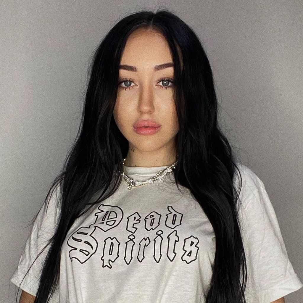 Noah Cyrus, Sängerin