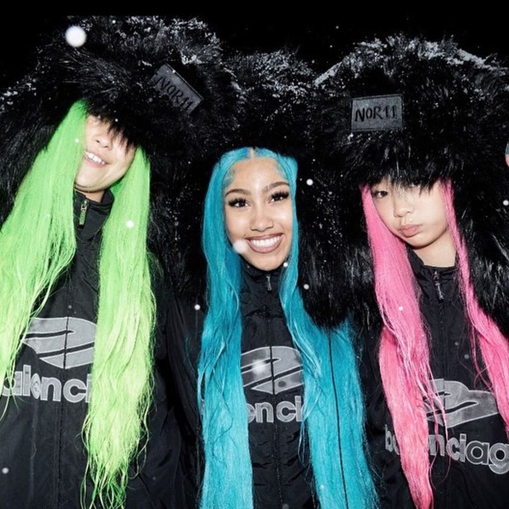 North West und ihre Freundinnen, Dezember 2025