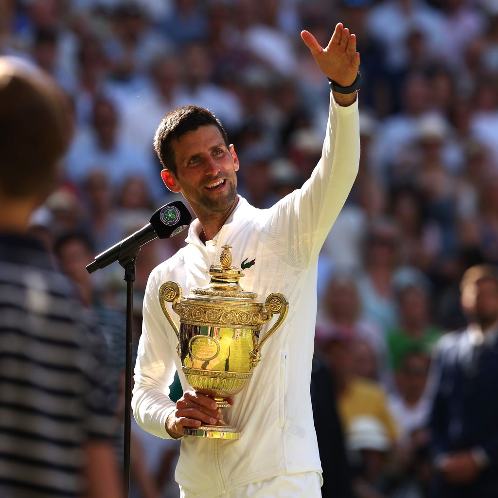 Novak Djokovic nach seinem Wimbledon-Sieg 2022